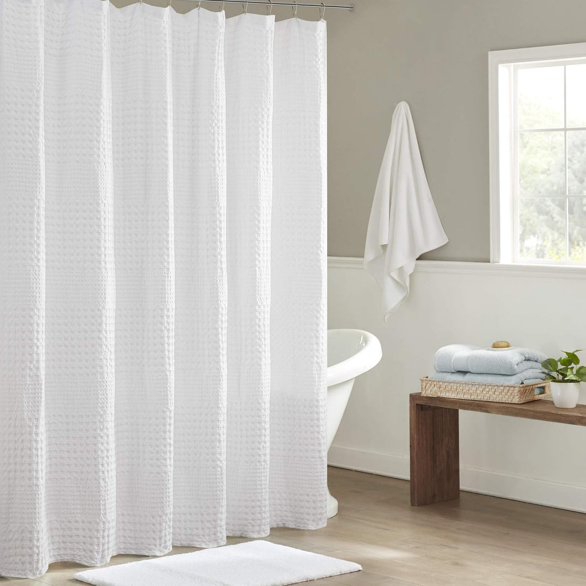Madison Park Arlo Shower Curtain for Bathroom, 72 x 72, White